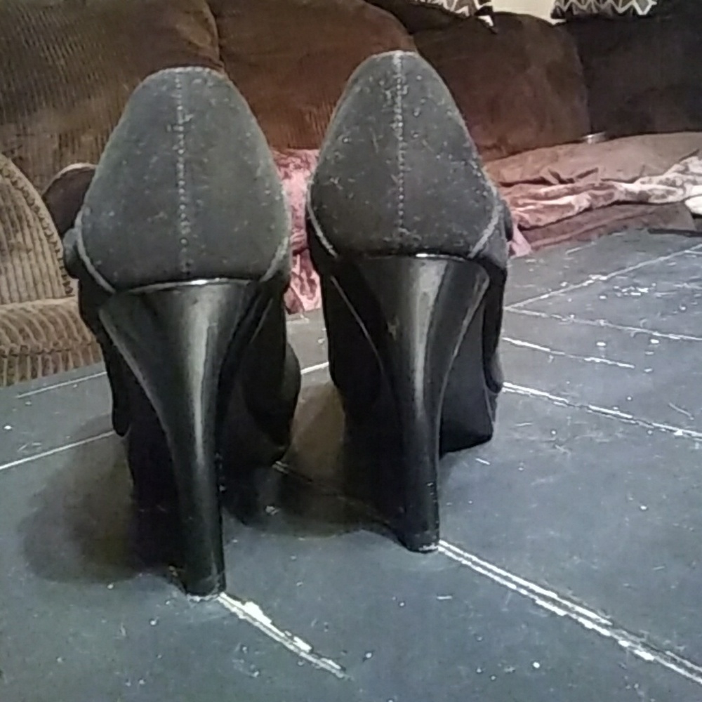 4-inch Heeled Booties - Picture 4 of 5